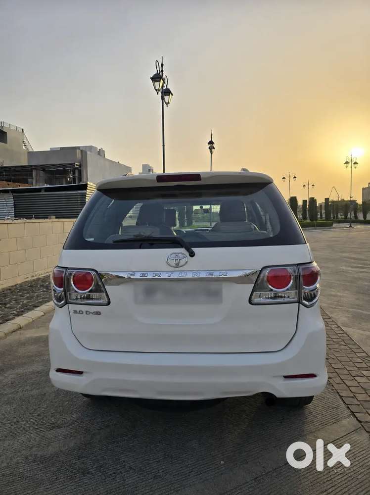 Toyota Fortuner 2013