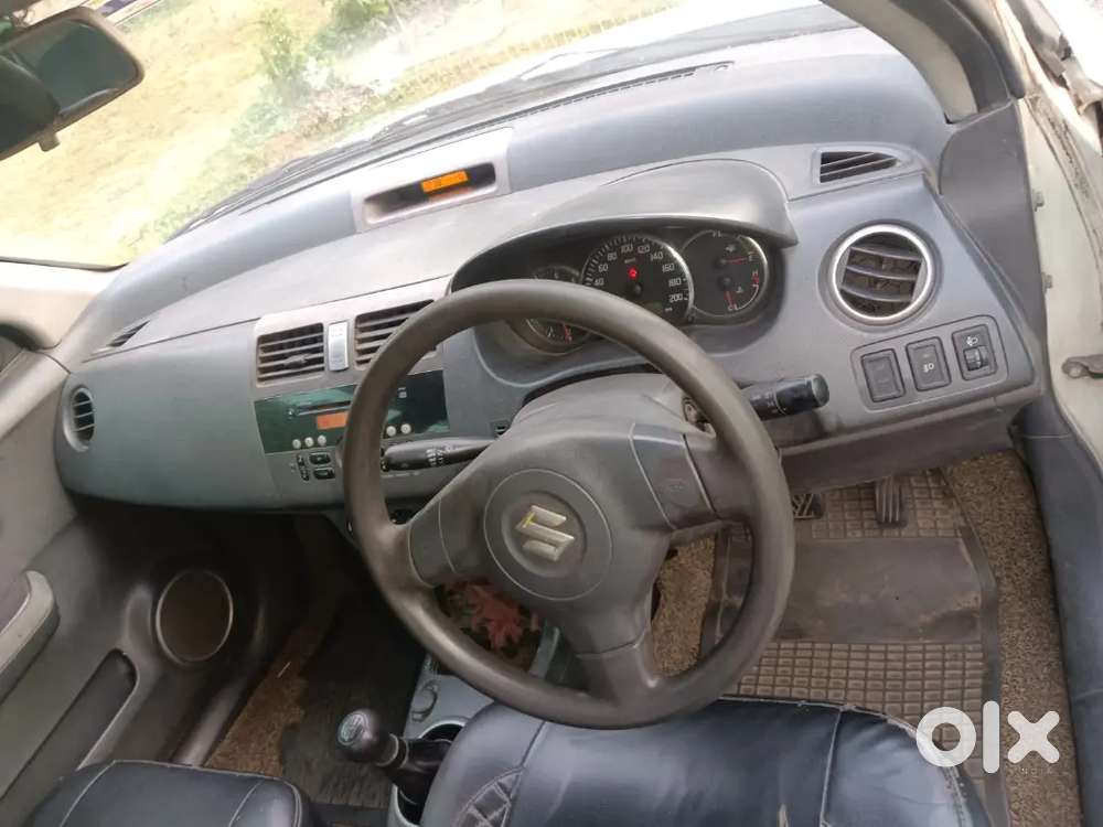 Maruti Suzuki Dzire 2012