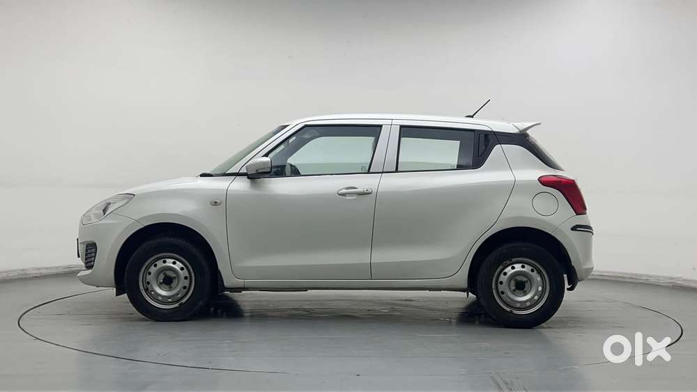 Maruti Suzuki Swift 1.3 Lxi, 2022, Petrol