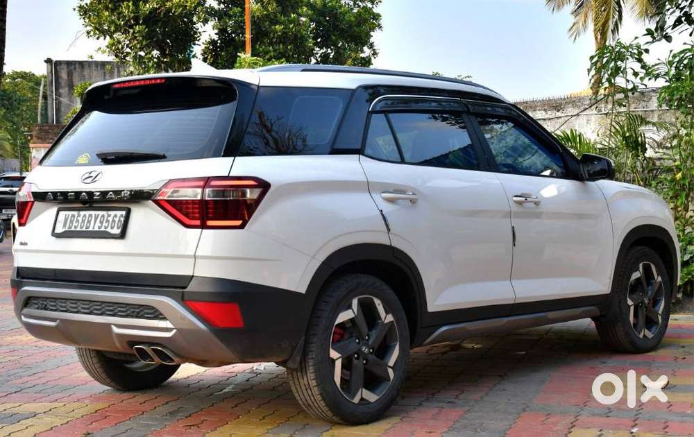 Hyundai Alcazar 2.0 Platinum (o) Petrol At 7 Str, 2023, Petrol