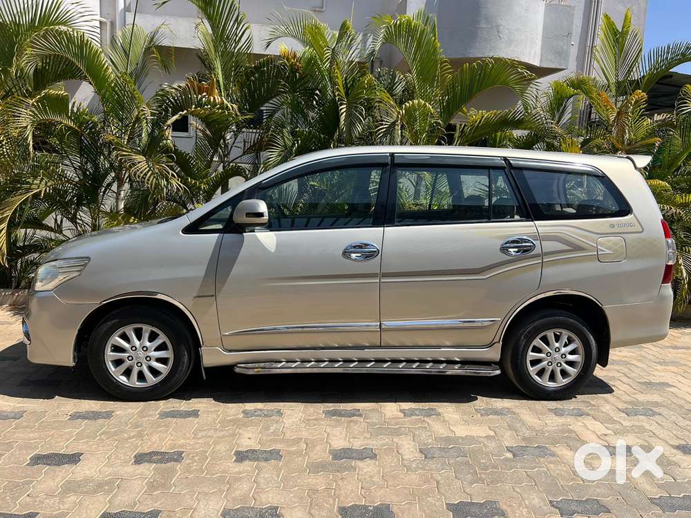 Toyota Innova Diesel 2012