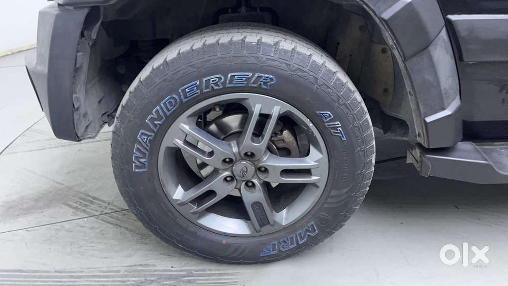 Mahindra Thar 1.5 Lx Hard Top Diesel At 4 Rwd, 2022, Diesel