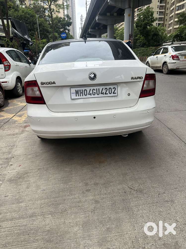 Skoda Rapid 1.6 Mpi Ambition, 2015, Petrol