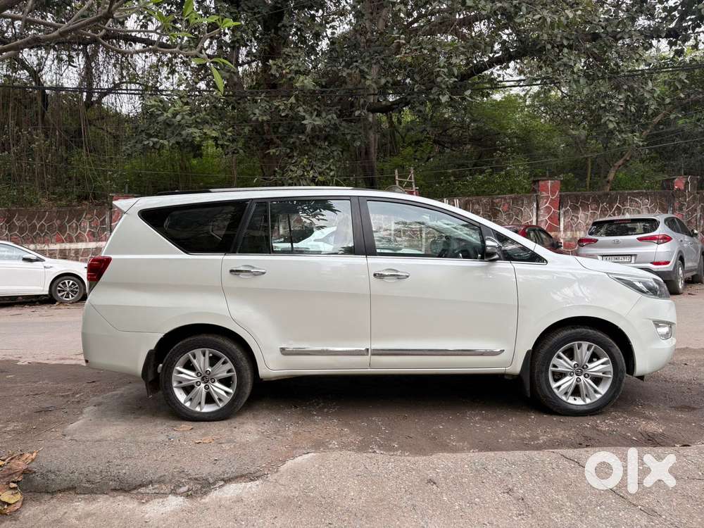 Toyota Innova Crysta 2.8 Zx At, 2017, Diesel