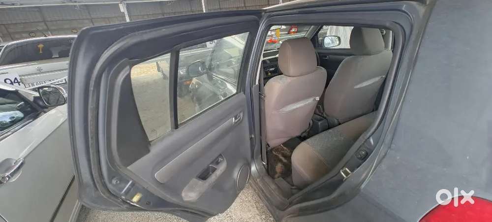 Swift 2007 Maruti Suzuki Manual- 165000 Fixed Price No Pargain