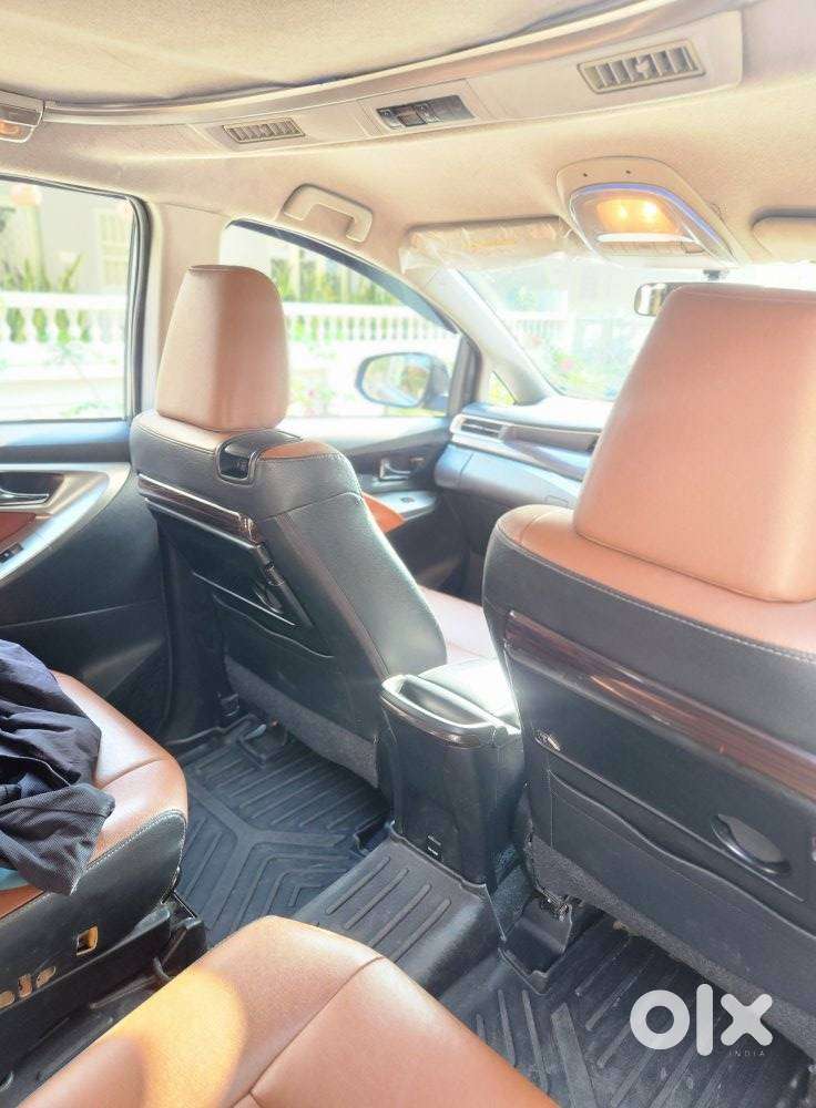 Toyota Innova Crysta 2.8z Automatic, 2018, Diesel