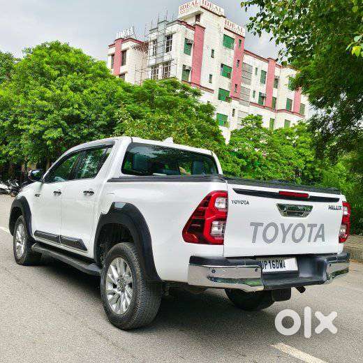 Toyota Hilux 2.8 High 4x4 Mt, 2023, Diesel
