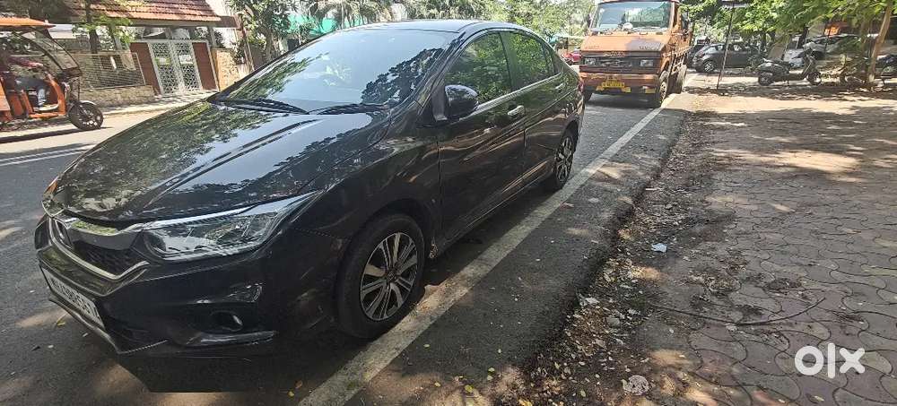 Honda City 2019 Petrol 101000 Km Driven