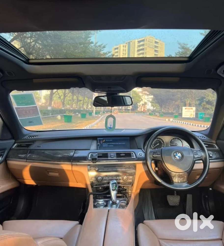 Bmw 7 Series 3.0 730i Sedan, 2011, Petrol
