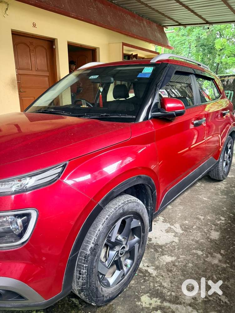 Hyundai Venue Model 2020 Petrol Car