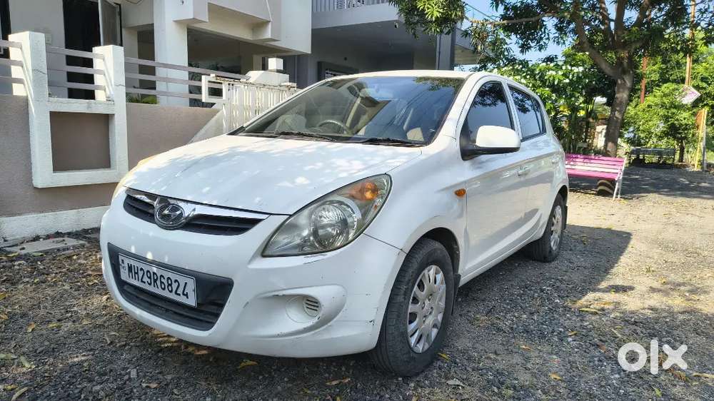Hyundai I20 1.2 Magna 2011 Showroom Condition And Family Used Car Only