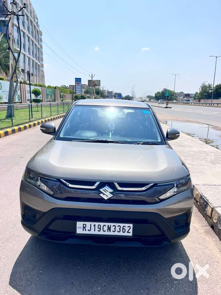 Maruti Brezza Petrol Manual 2024