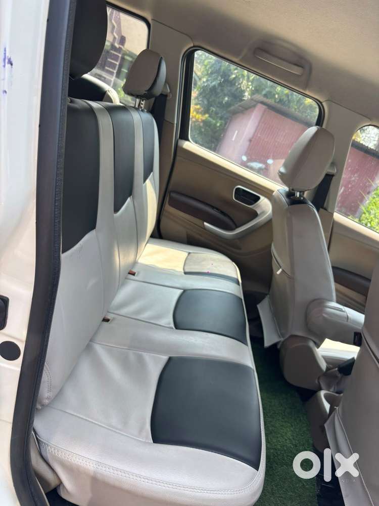 Mahindra Tuv 300 T8, 2016, Diesel