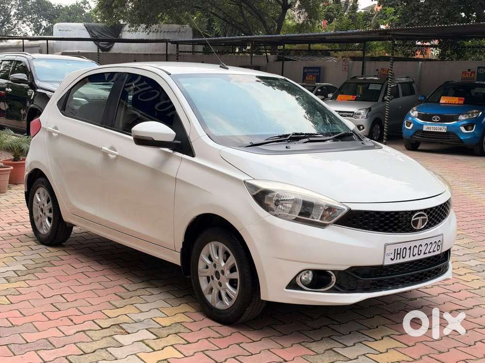 Tata Tiago 1.2 Revotron Xz (o), 2017, Petrol