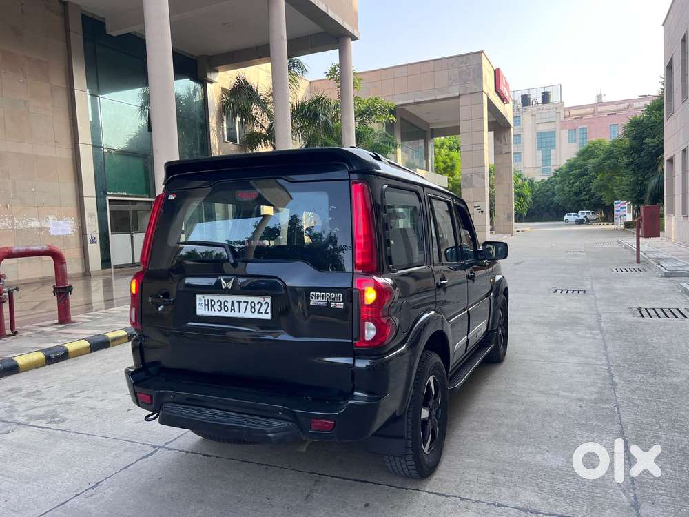 Mahindra Scorpio Classic, 2025, Diesel