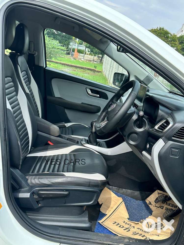 Tata Altroz Xz, 2020, Petrol