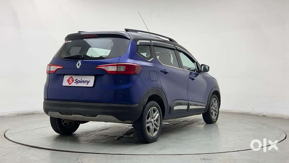 Renault Triber 1.0 Rxz Dual Tone, 2022, Petrol