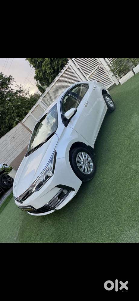 Toyota Corolla Altis 1.8 Gl, 2018, Petrol