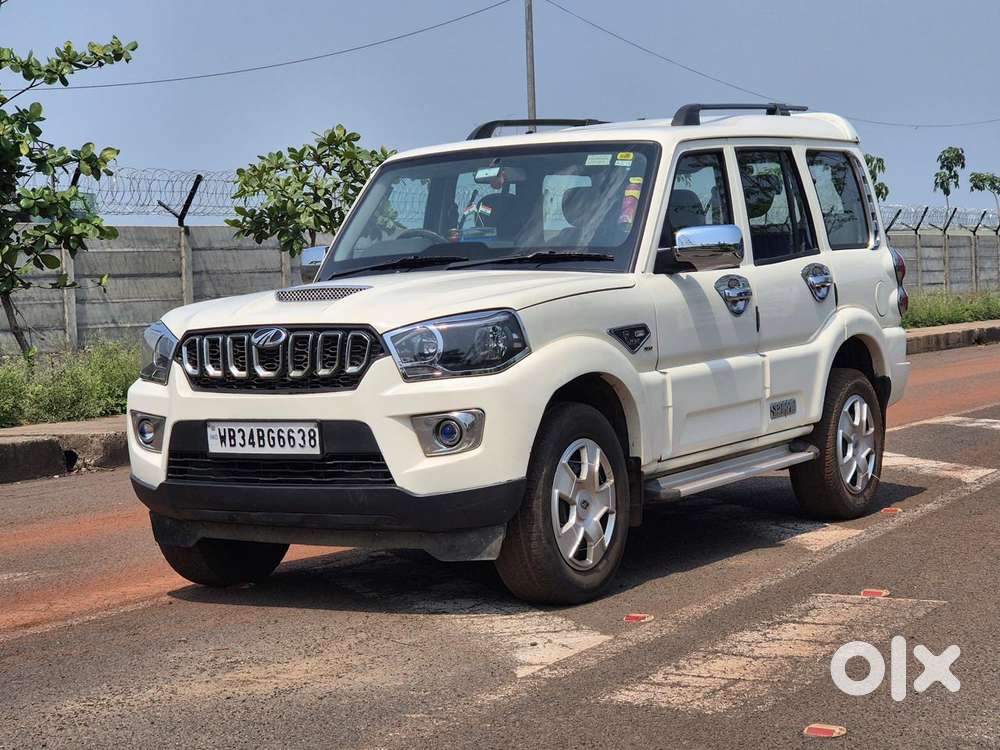 Mahindra Scorpio S5, 2018