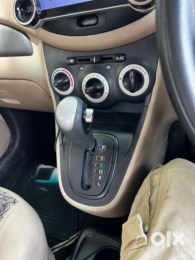 Hyundai I10 Magna Automatic 2010