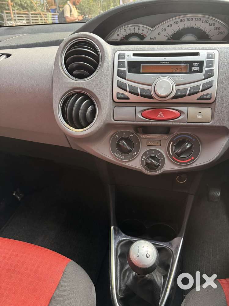 Toyota Etios 2010-2012 Vx, 2011, Petrol