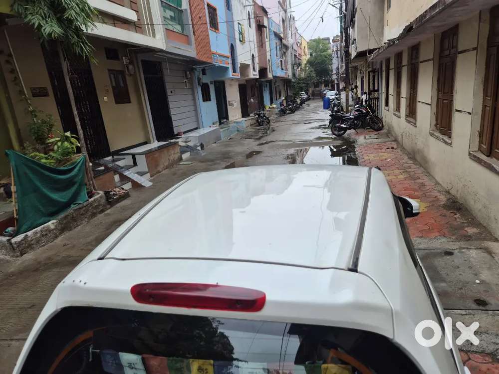 Honda Brio Petrol Mt 2016