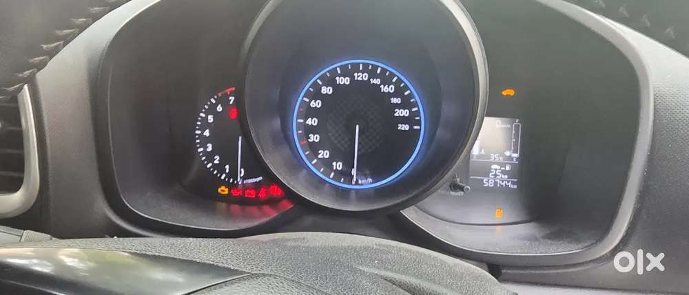 Hyundai Venue 2022 Petrol Well Maintained