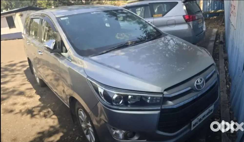 Toyota Innova Crysta 2016 Diesel Zx Automatic Well Maintained