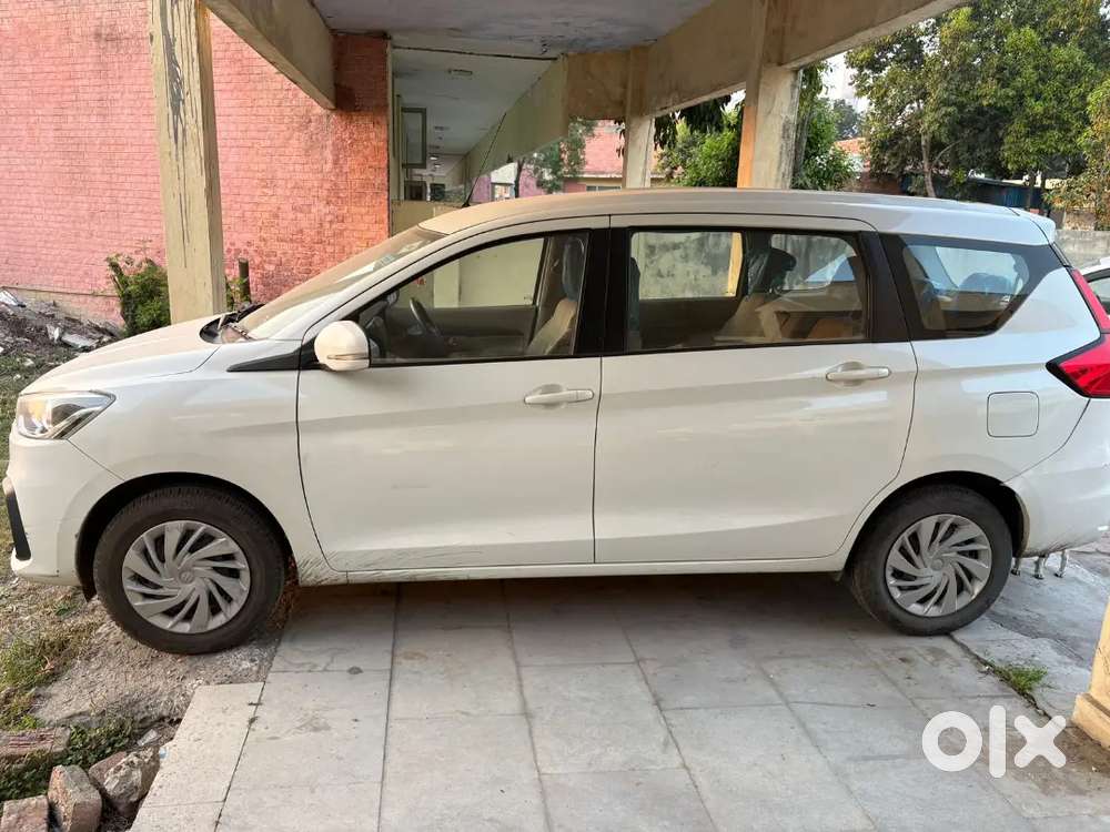 Non Accidental , Company Service Record. Neat And Clean Vehicle