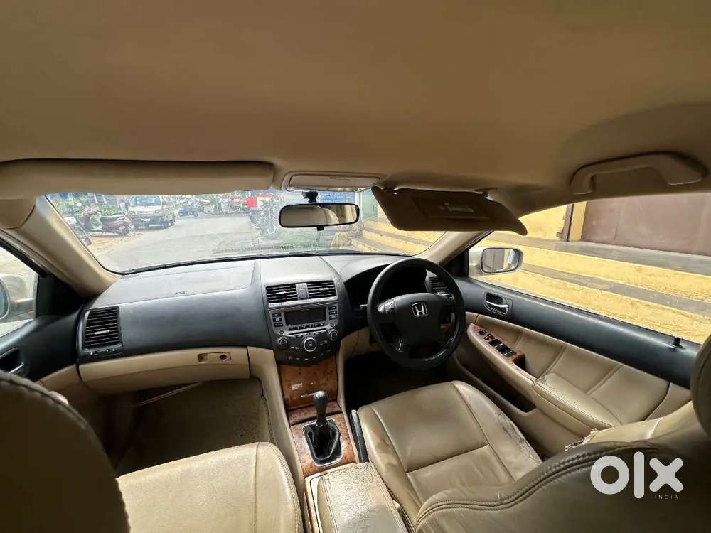 Honda Accord 2.4 2003 Manual 175000 Km Driven