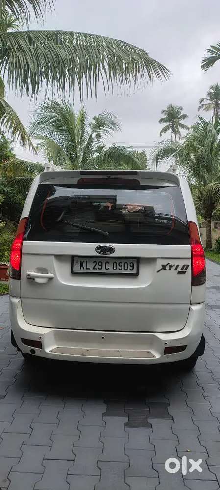 Mahindra Xylo 2010