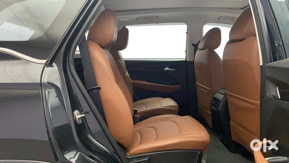 Mg Hector Plus 1.5 Hybrid Sharp Turbo 6 Str, 2021, Petrol