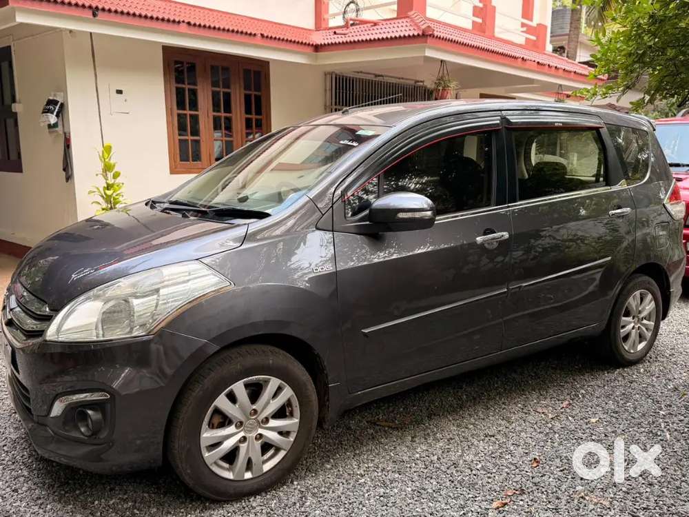 Maruti Suzuki Ertiga Zdi+ 2016.hybrid Diesel 114000 Km Driven