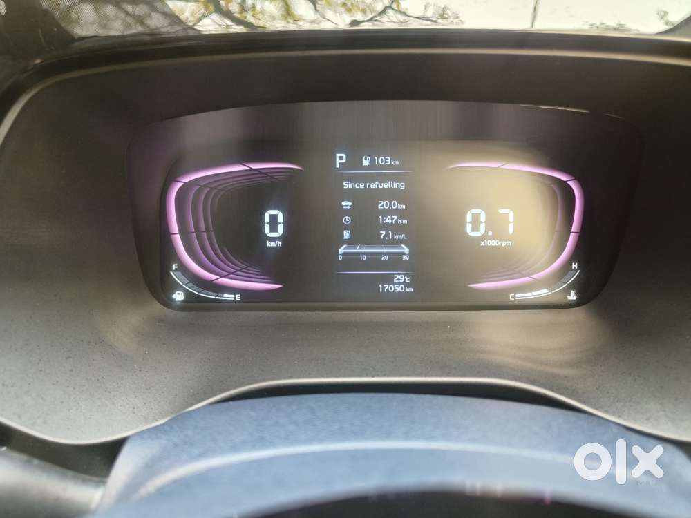 Kia Carens 1.4 Luxury Plus Dct 7 Str, 2023, Petrol