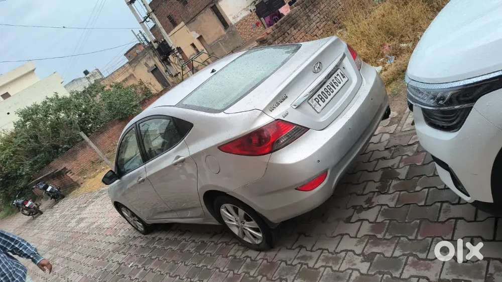Hyundai Verna 2011 Diesel 88000 Km Driven