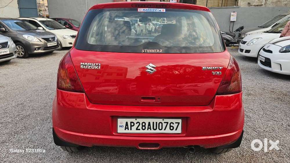 Maruti Suzuki Swift 1.2 Vxi Deca Limited Edition, 2007, Petrol