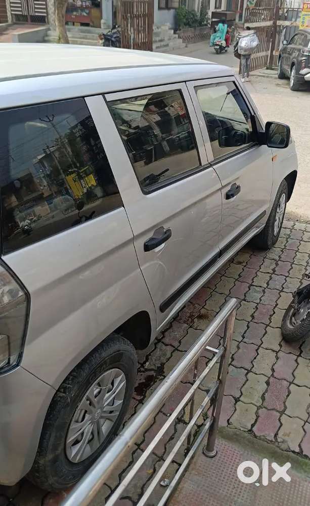 Mahindra Tuv 300 Plus 2018 Diesel Well Maintained