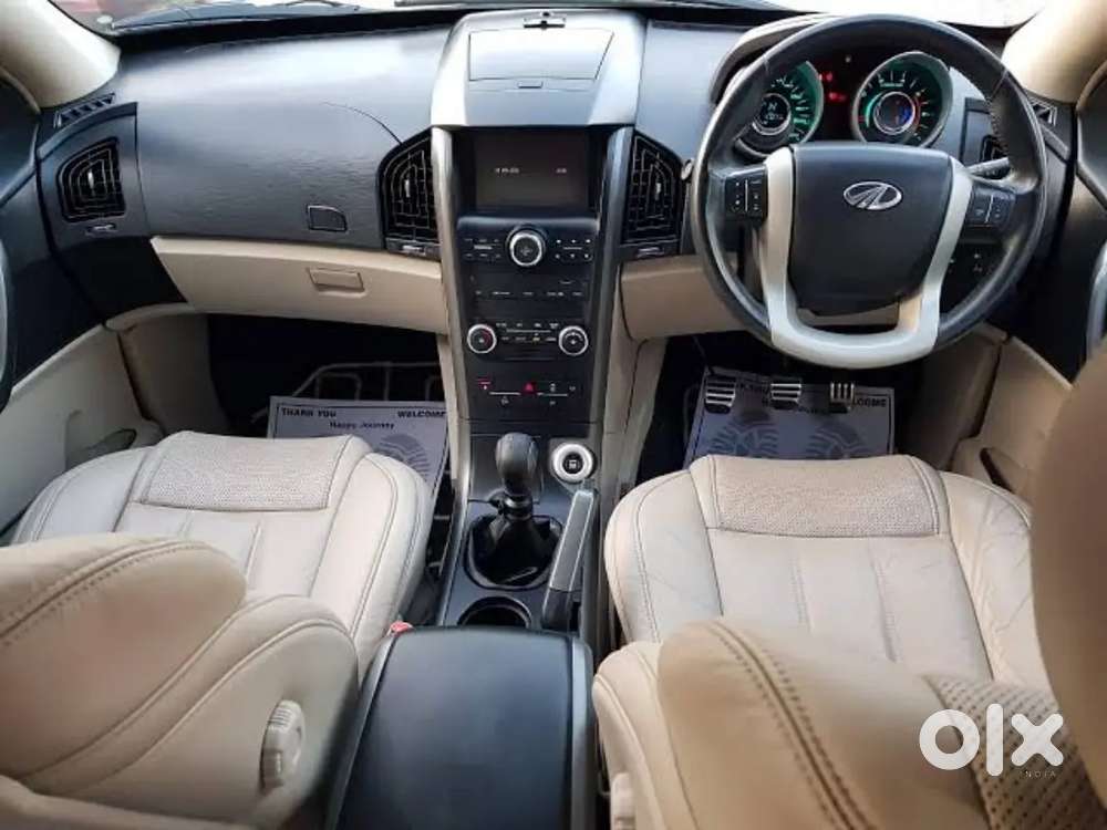 Mahindra Xuv500 W10 2016