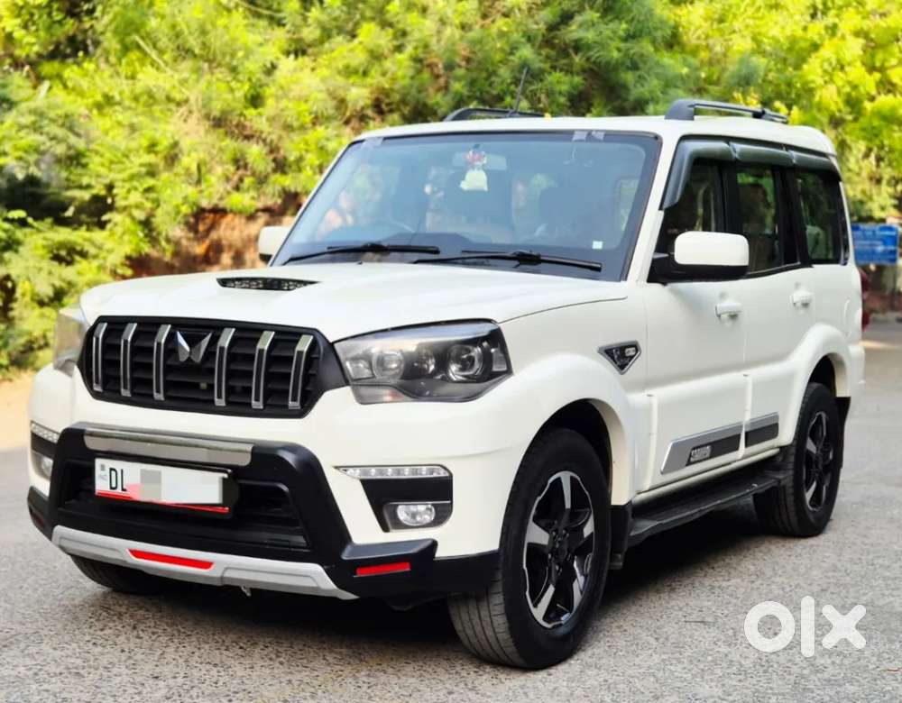 Mahindra Scorpio Classic, 2023, Diesel