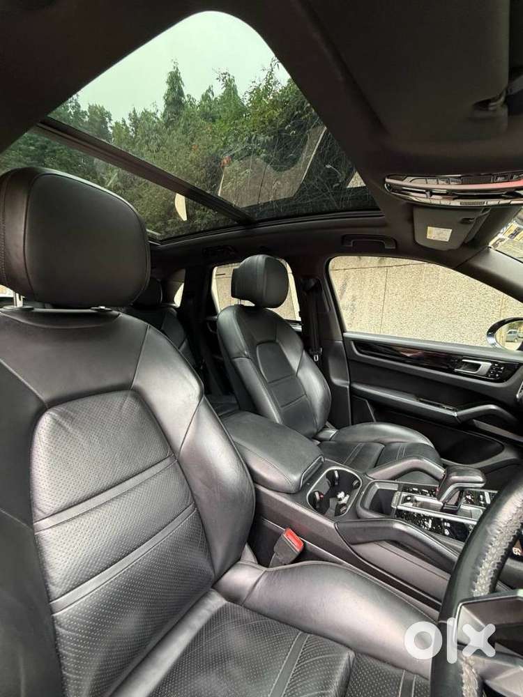 Porsche Cayenne E-hybrid, 2019, Petrol