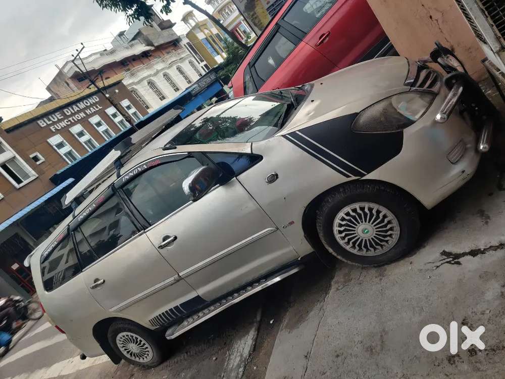 Toyota Innova Hycross 2.0 2008