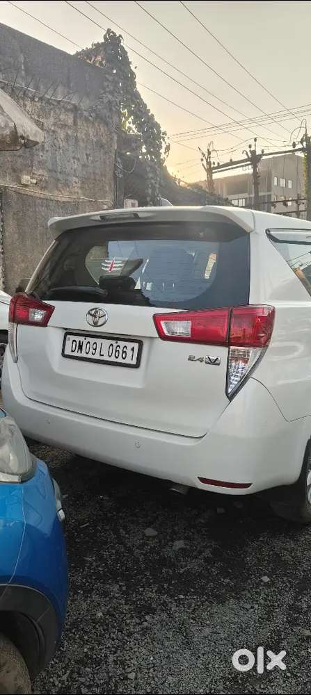 Toyota Innova Crysta 2016 Diesel 145000 Km Driven