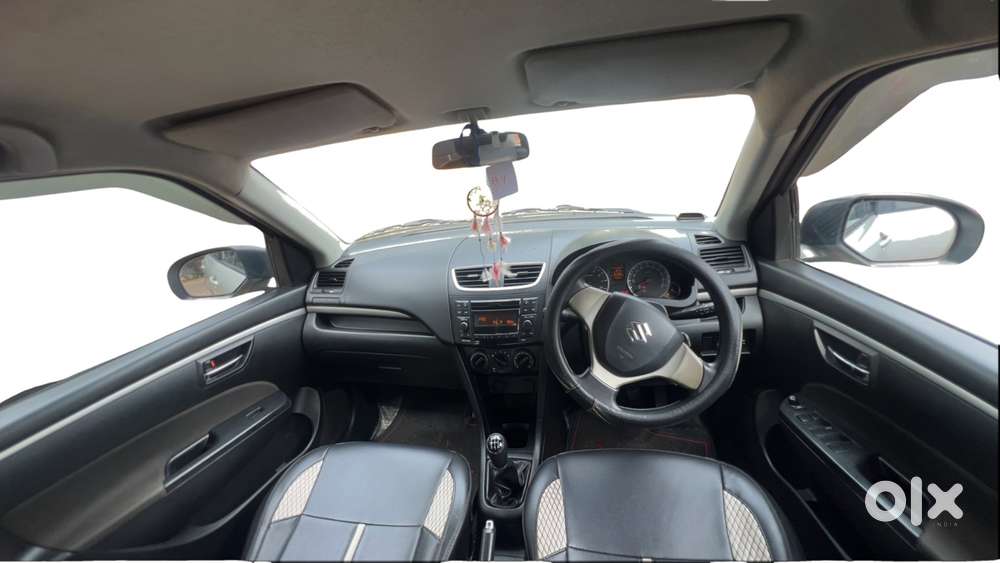 Maruti Suzuki Swift Vxi + Manual, 2017, Petrol