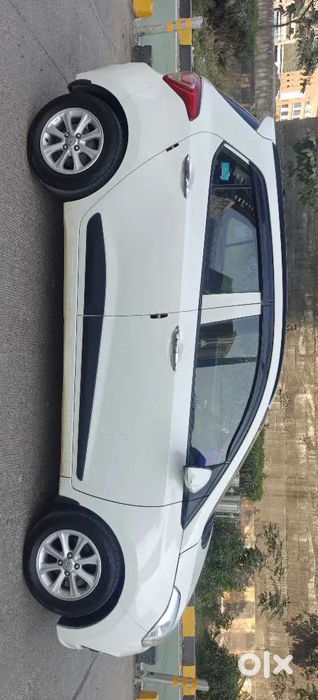 Hyundai Grand I10 2015 Petrol 72000 Km Driven