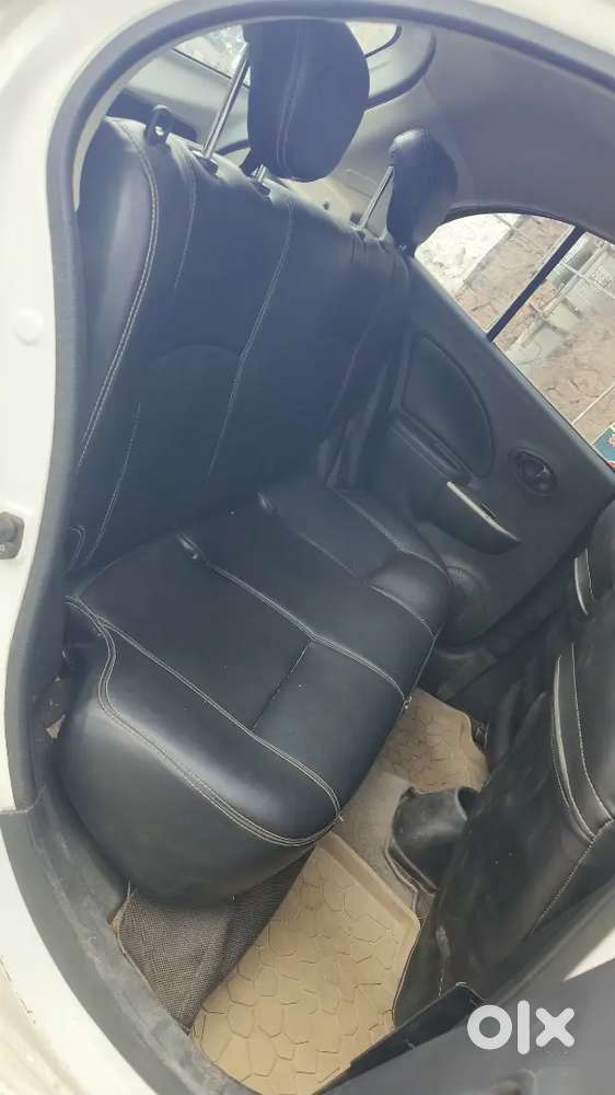 Nissan Micra Petrol 2017 Variant