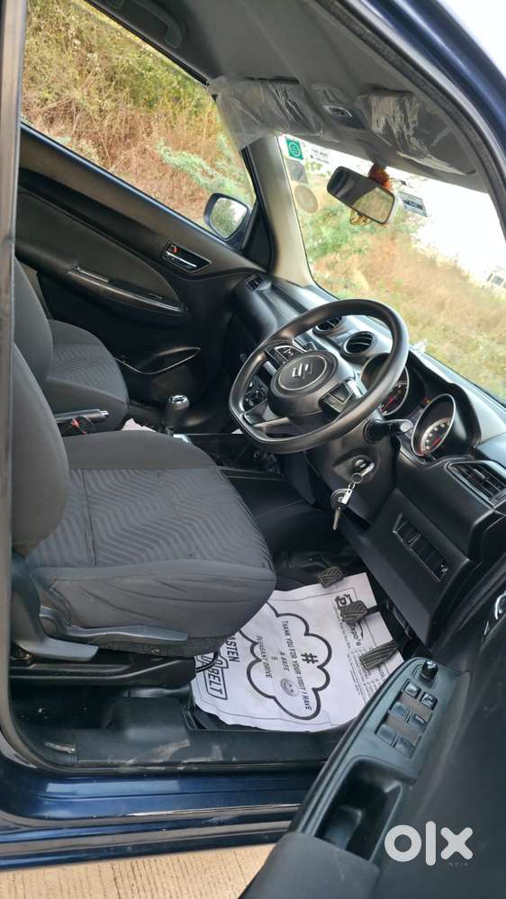 Maruti Suzuki Swift Vxi + Manual, 2021, Petrol