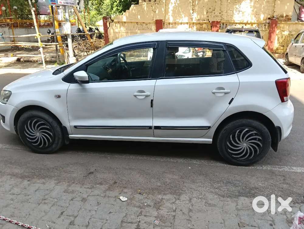 Volkswagen Polo 2014 Petrol 67000 Km Driven First Owner