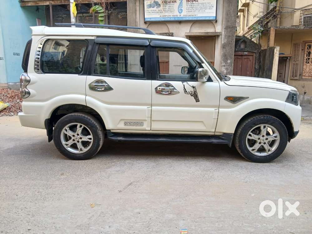 Mahindra Scorpio S10, 2016, Diesel
