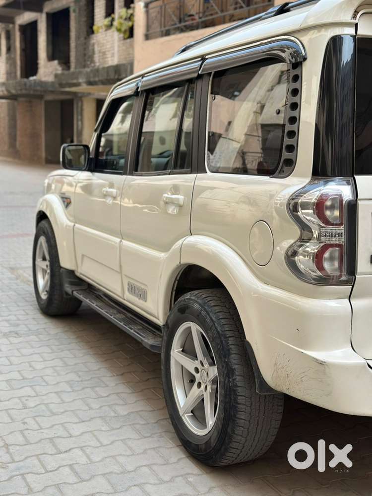 Mahindra Scorpio Diesel 2017