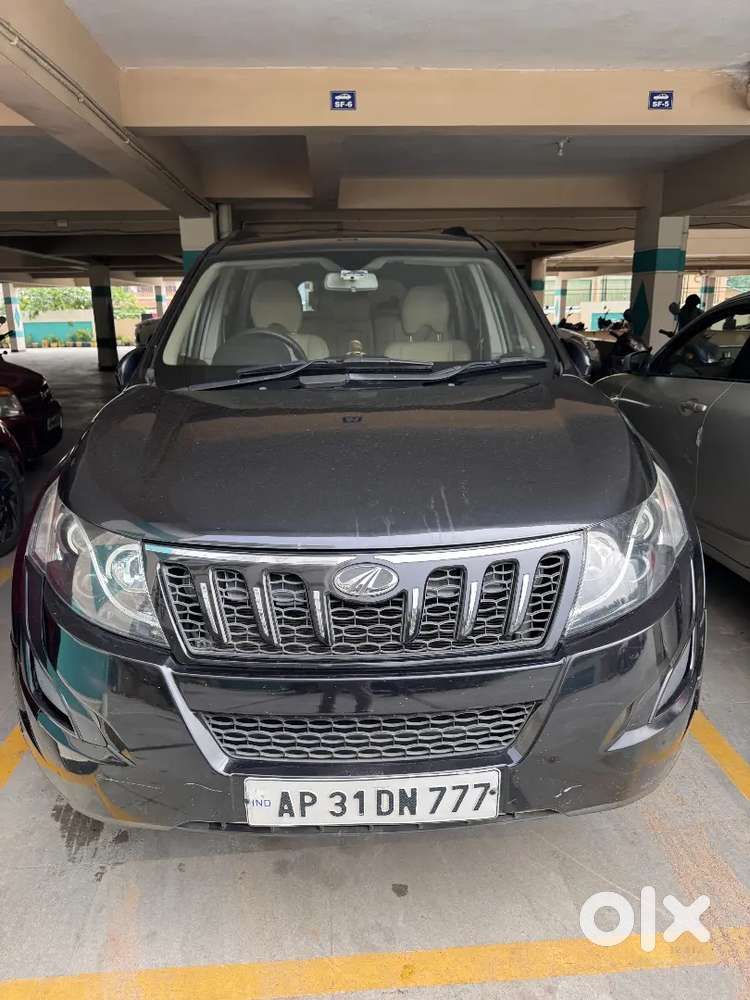 Mahindra Xuv500 2017 Diesel 53000 Km Driven